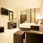 โรงแรม เอพริล สวีืท Pattaya
