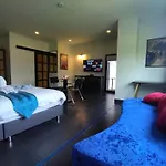 Hotel The Venue - Sha Extra