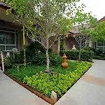 Villa Wanida Garden Resort