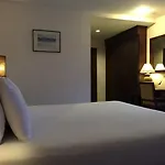 โรงแรม นริส อาร์ท โฮเทล