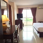 โรงแรม นริส อาร์ท โฮเทล 3*