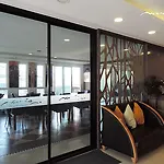 โรงแรม นริส อาร์ท โฮเทล