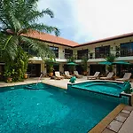 Resort Baan Souy 2*