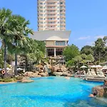 Long Garden & Pavilions 5* Pattaya