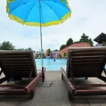 Angket Hip Hotel