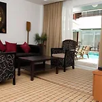 Chateau Dale Boutique Resort 3*