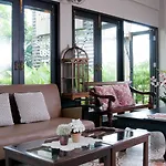 Ploen By Tolani Hotel