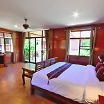 Avila Hotel 3*