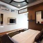 Hotel Ktk & 4*