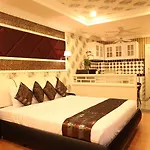 Hotel Ktk & 4*