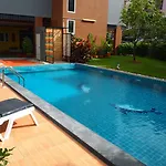 เดอะไรท์ โรงแรม 2*