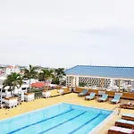 Highfive Hotel