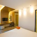 P72 โรงแรม 2*