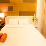 P72 โรงแรม 2*