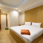 P72 2* Pattaya