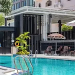 Sabai Hotel 3*