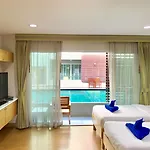 Double D Boutique Hotel 2*