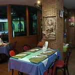 Max Hotel