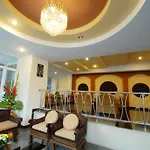 Golden Hotel 2*