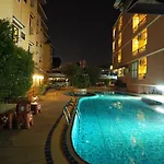 Golden 2* Pattaya
