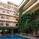 Opey De Place Hotel