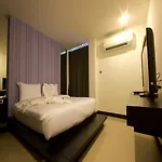 โรงแรม Punyapha Place Pattaya