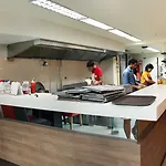 โรงแรม Punyapha Place 3*
