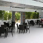 Reddoorz I-talay