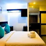 Hotel Reddoorz I-talay