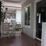 Bee Orchid Pool Villa