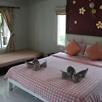 Hotel Bee Orchid Pool 3*