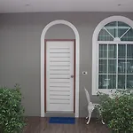 Bee Orchid Pool Villa