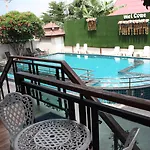 Bee Orchid Pool Ko Lan