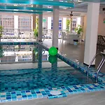 Land Royal 4*