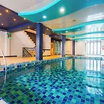 Hotel Land Royal