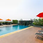 Adelphi 4*