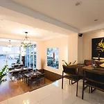 Hotel Adelphi 4*