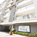 อพาร์ทเม้น The Place Pratumnak By Sunny