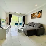 อพาร์ทเม้น The Place Pratumnak By Sunny Pattaya
