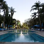 Nautical โรงแรม 3*