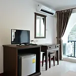 Guest house Seedling House 2*