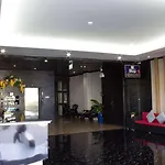 Golden Tulip Essential 4*