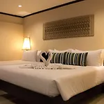 Golden Tulip Essential 4*