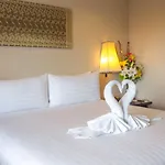 Golden Tulip Essential