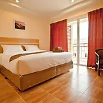 Iris โรงแรม Pattaya