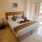 โรงแรม Iris 3*