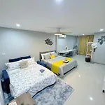 Sun And Moon House Pattaya