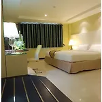 Fourteen Again Inn Pattaya