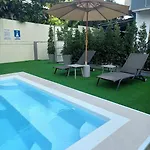 Ruenthip Pattaya Hotel