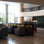 Summer Spring Hotel